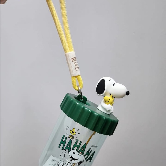 Snoopy Green and Yellow Tumbler - Picture 3 of 7